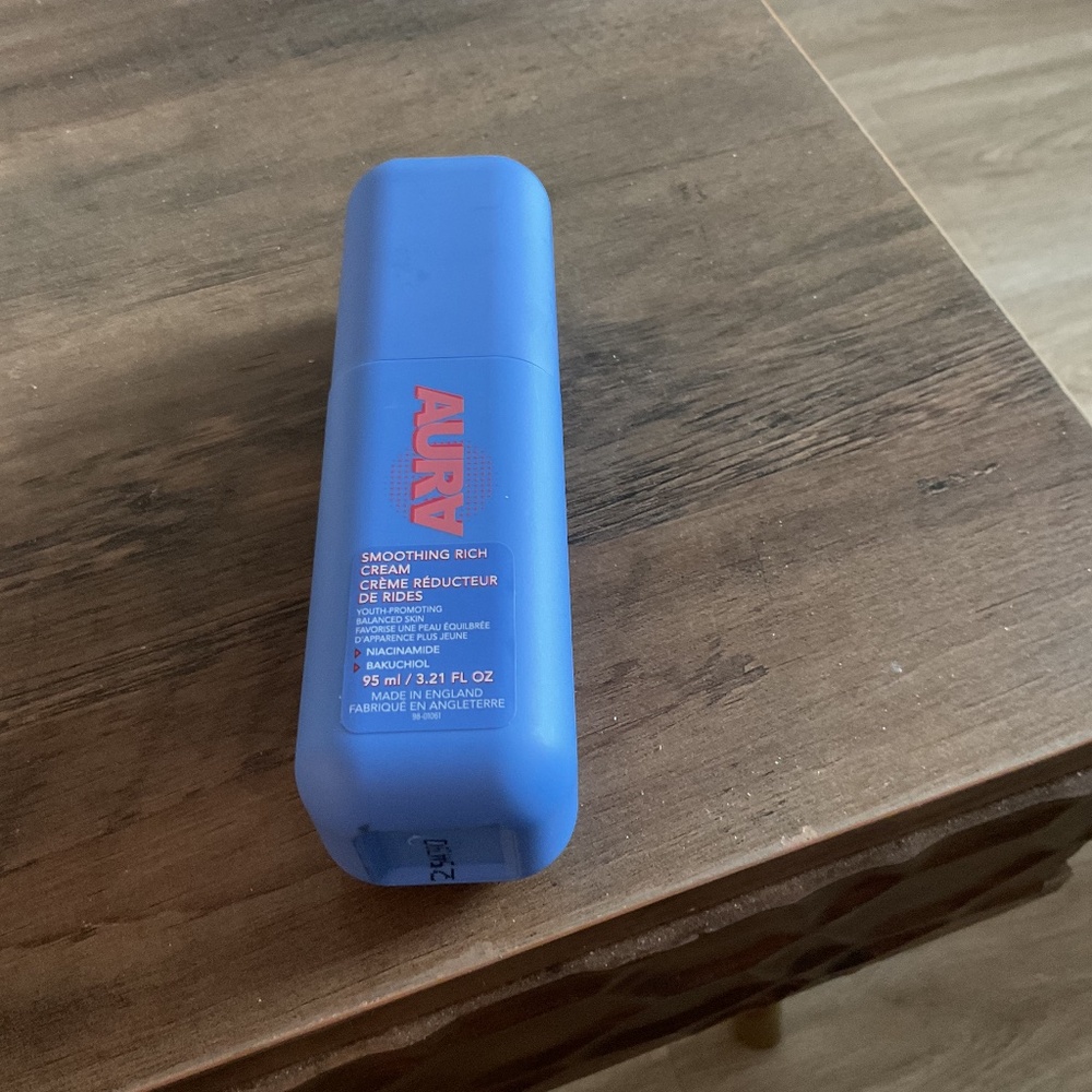 Aura Smoothing Rich Cream W/Niacinamide, Bakuchiol New!